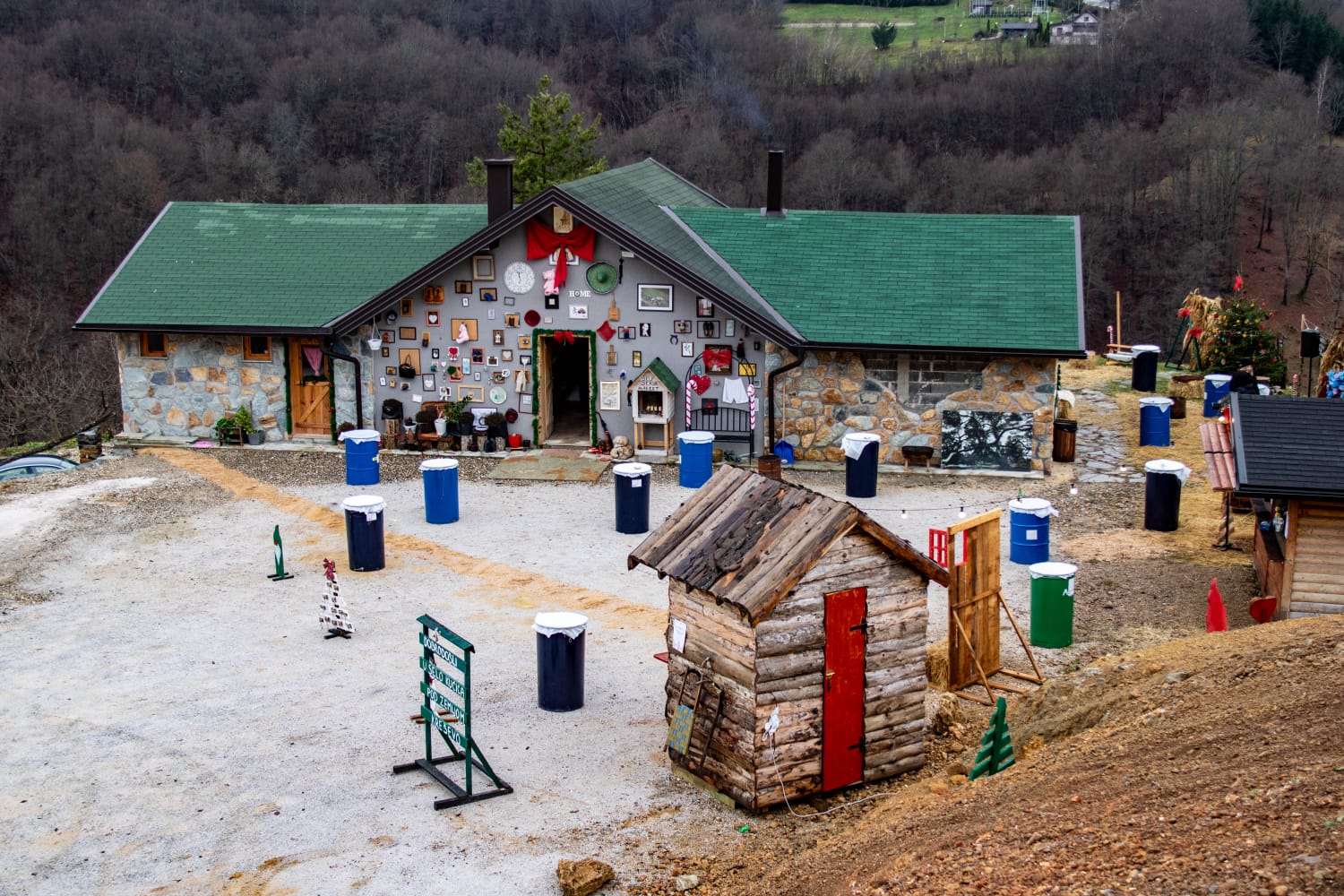 Dani otvorenih vrata i adventski program u Selu kućica pod zemljom